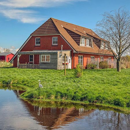 Nice Home In Toenning With Kitchen Buitenkant foto